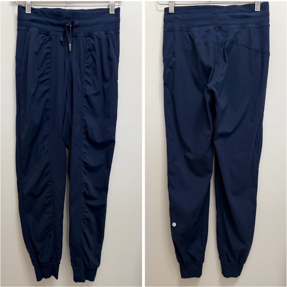 Lululemon Dance Studio Mid Rise Jogger Pant
True Navy Blue Size 4 - Picture 2 of 9
